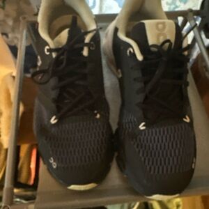 On Running Dual-Tone Sneakers in Black and Mint